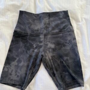 Lululemon Athletica Black Tie-Dye Bike Shorts